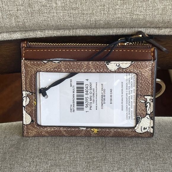 NWT！Coach X Peanuts Mini Skinny Id Case In Signature With Snoopy Print（CBT14） - Picture 2 of 3
